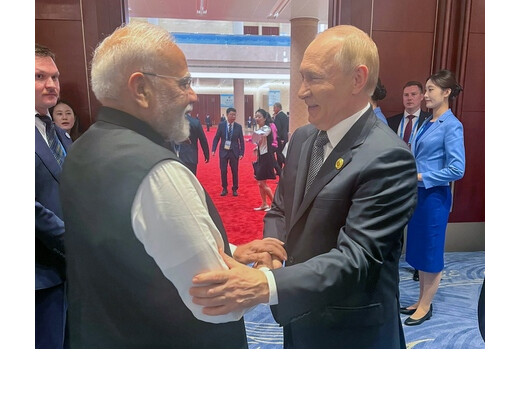 पीएम मोदी ने पुतिन से मुलाकात में कहा- कठिन परिस्थितियों में भी भारत-रूस साथ खड़े रहे हैं